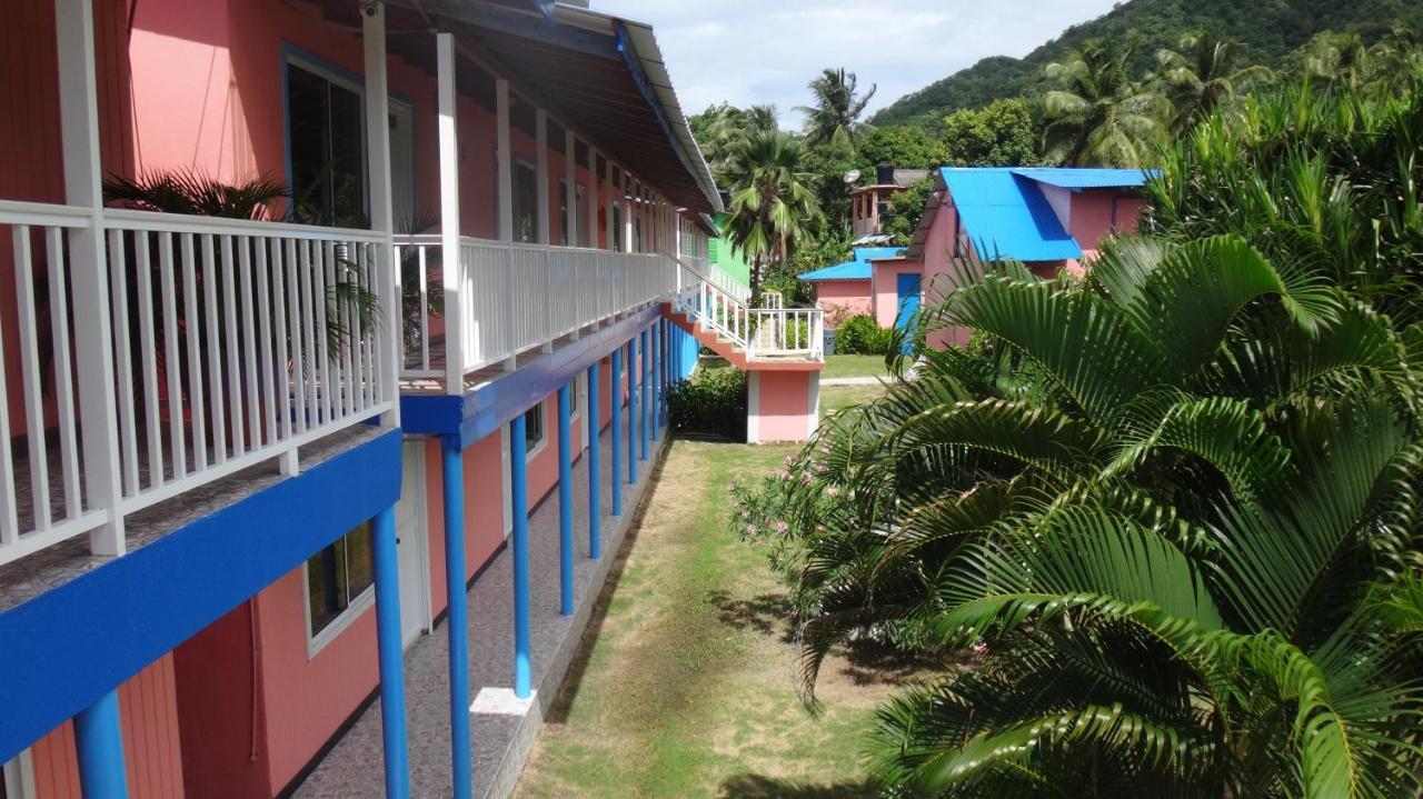 Hotel Posada Del Mar Fresh Water Bay Bagian luar foto